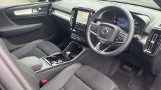 Volvo XC40 2.0 B3P Plus Black Edition 5dr Auto Petrol Estate